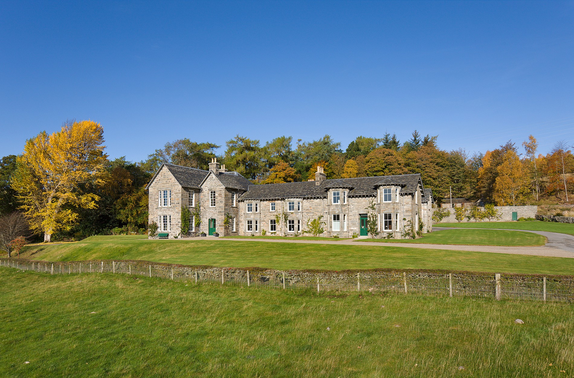 Craiganour Lodge.jpg